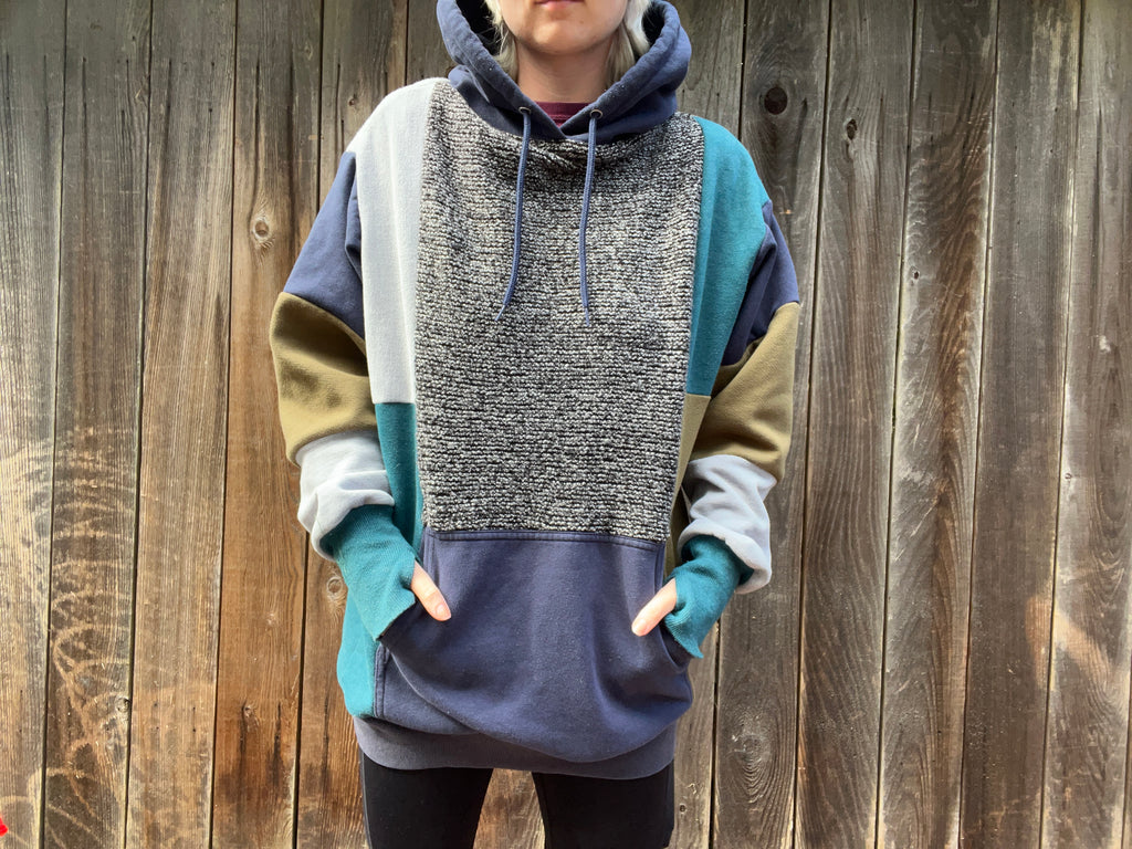 Static Character OC Hoodie M