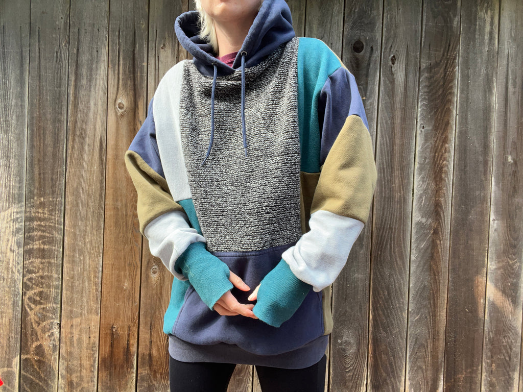 Static Character OC Hoodie M