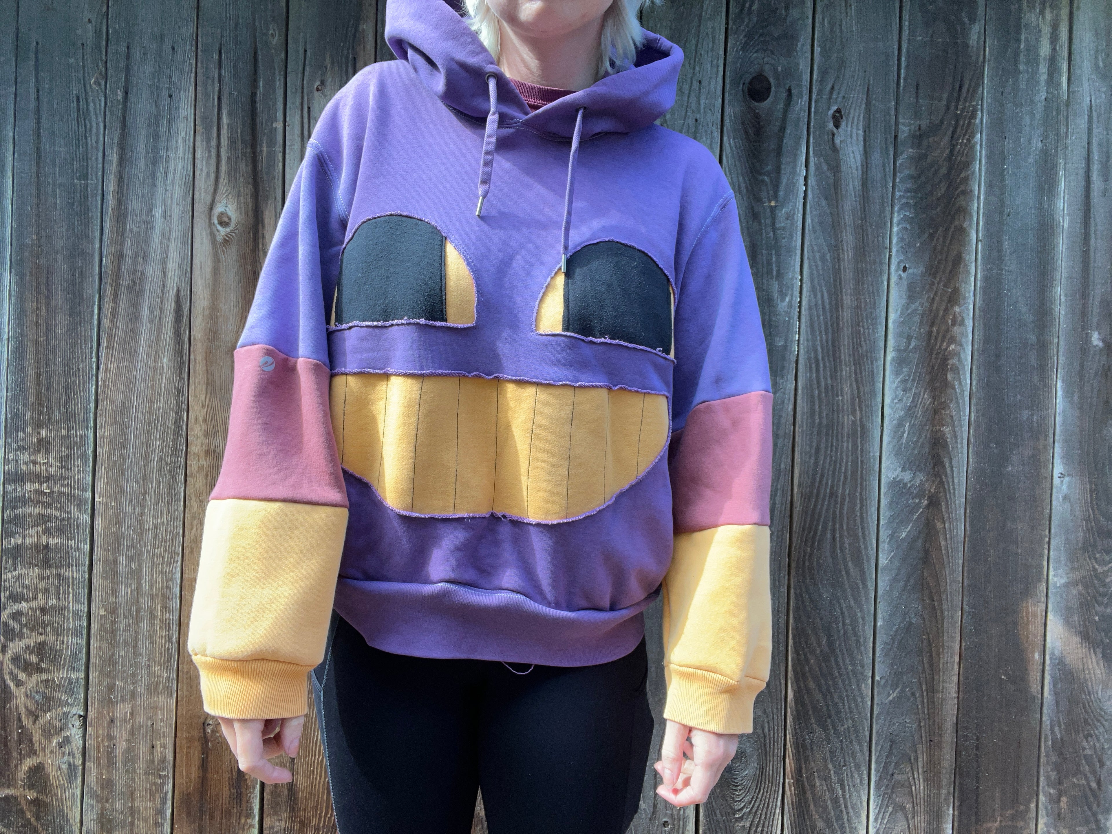 Jax Digital Circus Hoodie SM