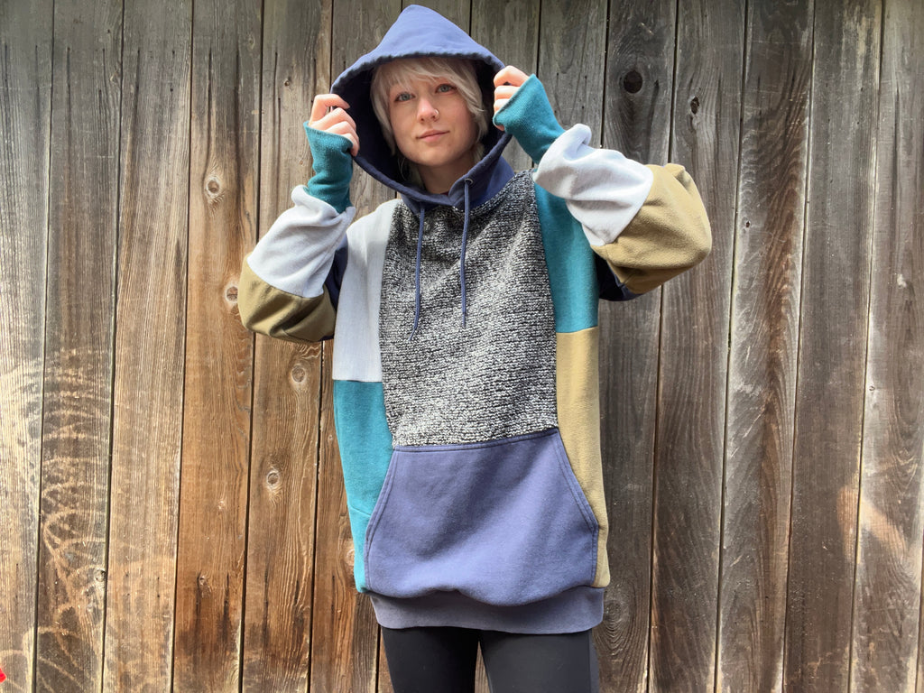 Static Character OC Hoodie M
